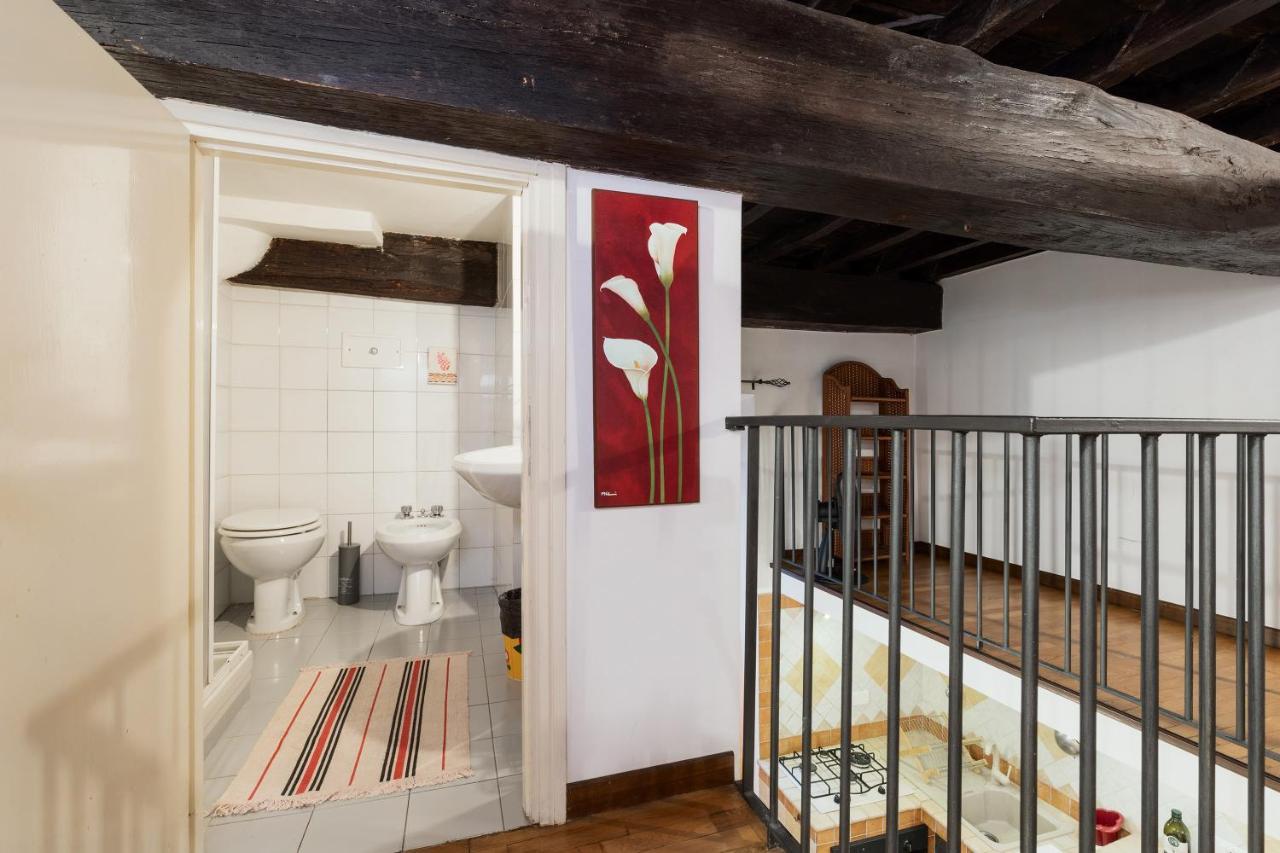 Апартаменты Rome As You Feel - Charming Loft In Navona Экстерьер фото